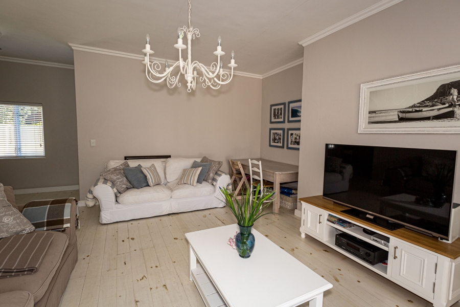 5 Bedroom Property for Sale in Kommetjie Western Cape